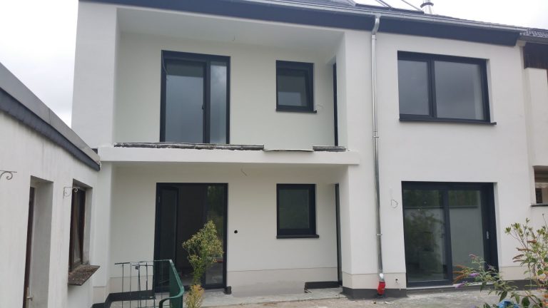 altbau Sanierung neue Fenster mit Jalousie